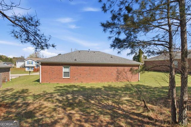 504 Dove Way, Social Circle, GA 30025