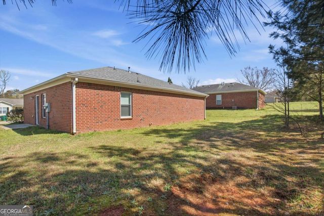 504 Dove Way, Social Circle, GA 30025