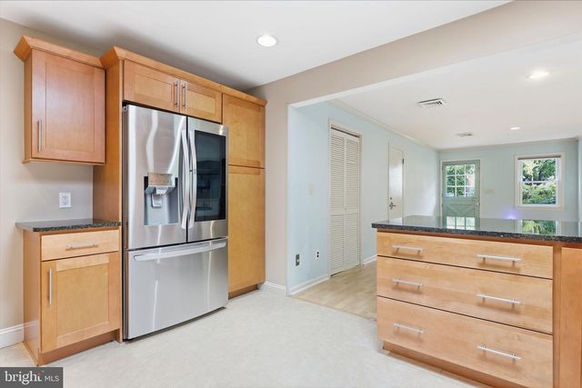 1101 LINDEN AVE, Yardley, PA 19067