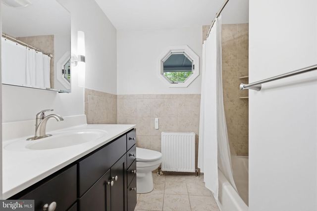 1101 LINDEN AVE, Yardley, PA 19067