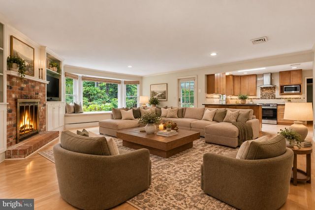 1101 LINDEN AVE, Yardley, PA 19067