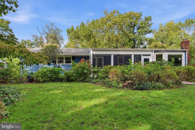 1101 LINDEN AVE, Yardley, PA 19067