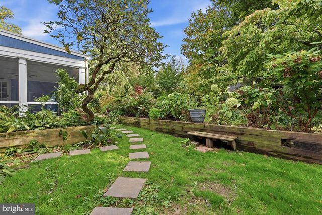 1101 LINDEN AVE, Yardley, PA 19067