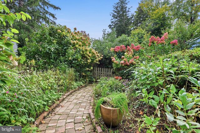 1101 LINDEN AVE, Yardley, PA 19067