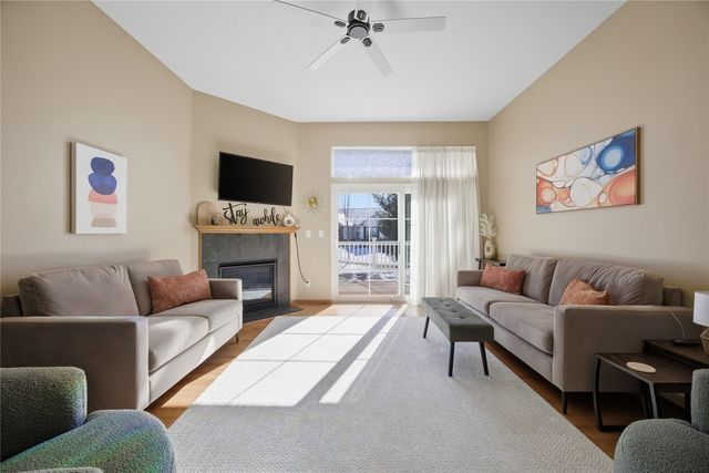 2665 Hunters Ridge Rd, Marion, IA 52302