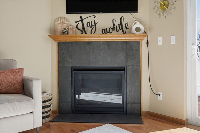 2665 Hunters Ridge Rd, Marion, IA 52302