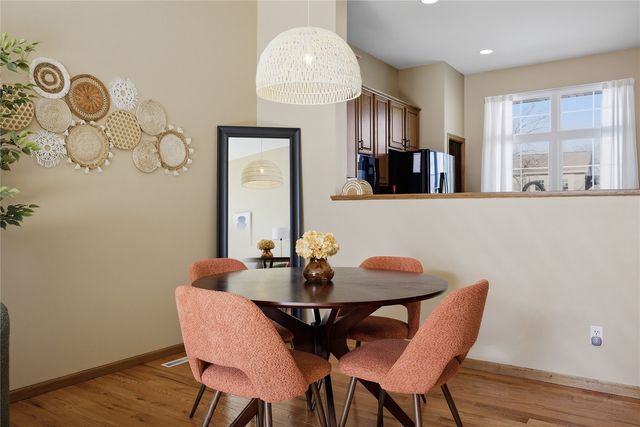 2665 Hunters Ridge Rd, Marion, IA 52302