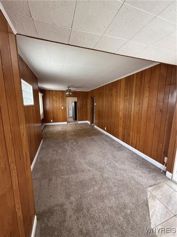 51 Laverack Avenue, Lancaster, NY 14043