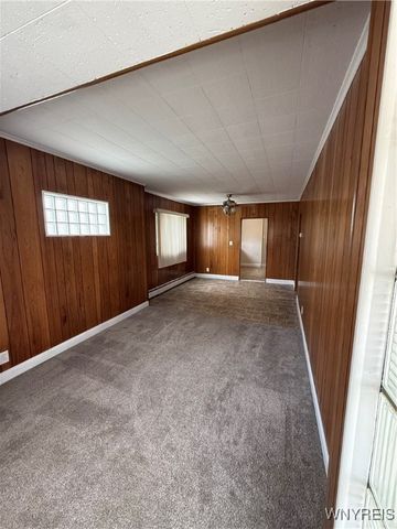 51 Laverack Avenue, Lancaster, NY 14043