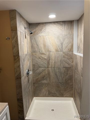 51 Laverack Avenue, Lancaster, NY 14043