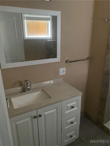 51 Laverack Avenue, Lancaster, NY 14043