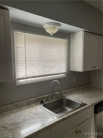 51 Laverack Avenue, Lancaster, NY 14043