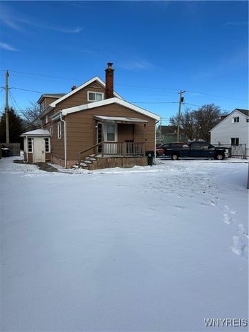 51 Laverack Avenue, Lancaster, NY 14043