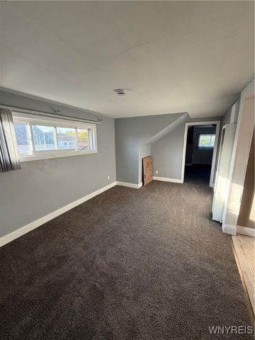 51 Laverack Avenue, Lancaster, NY 14043