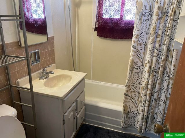 350 E. 4th & 421-425 N. C Street, Fremont, NE 68025