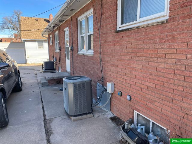 350 E. 4th & 421-425 N. C Street, Fremont, NE 68025