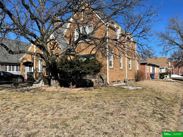 350 E. 4th & 421-425 N. C Street, Fremont, NE 68025