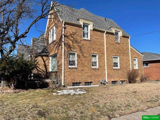 350 E. 4th & 421-425 N. C Street, Fremont, NE 68025