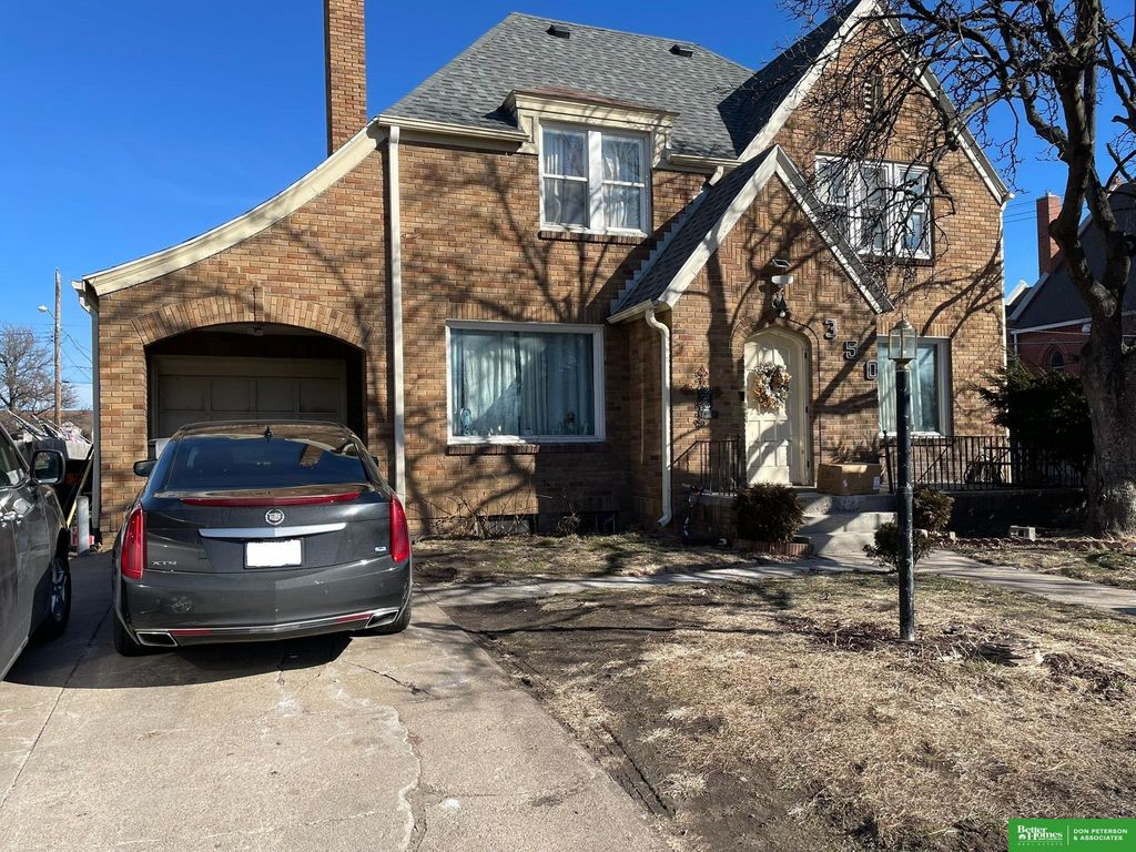 350 E. 4th & 421-425 N. C Street, Fremont, NE 68025