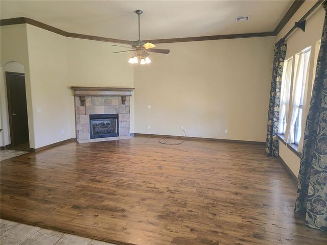 2924 SW 136th Street, Oklahoma City, OK 73170