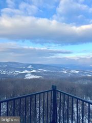 464 SHENANDOAH VALLEY DR, Front Royal, VA 22630