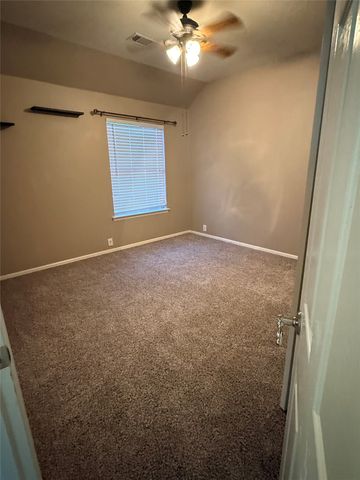 2828 Cedar Ridge Lane, Fort Worth, TX 76177