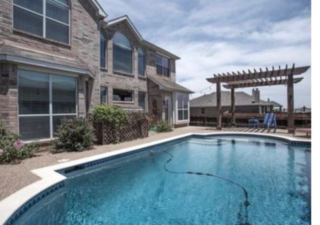 2828 Cedar Ridge Lane, Fort Worth, TX 76177