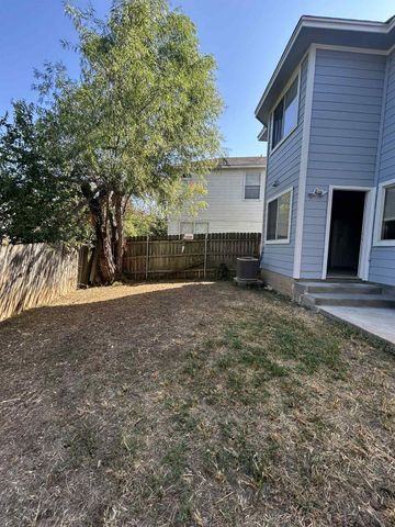 1512 Parkfield CIR, Round Rock, TX 78664