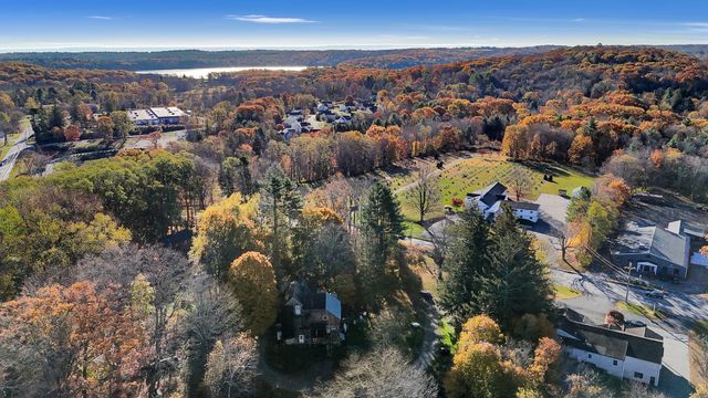 700 Bantam Road, Litchfield, CT 06750