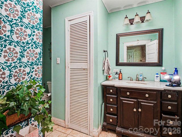 1932 Topic Street, Shelby, NC 28152