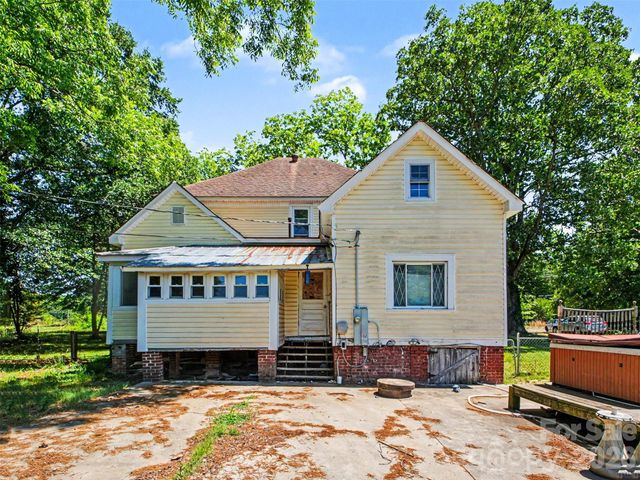 1932 Topic Street, Shelby, NC 28152
