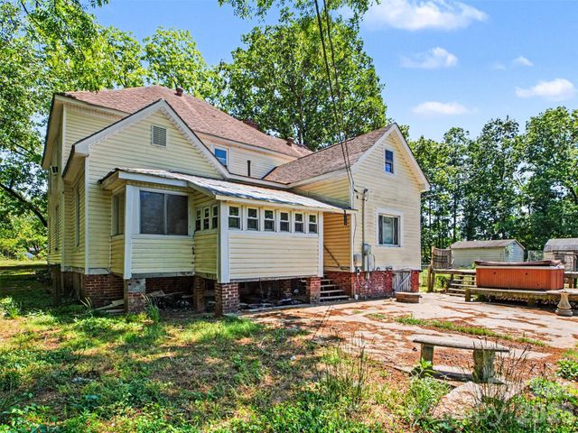 1932 Topic Street, Shelby, NC 28152
