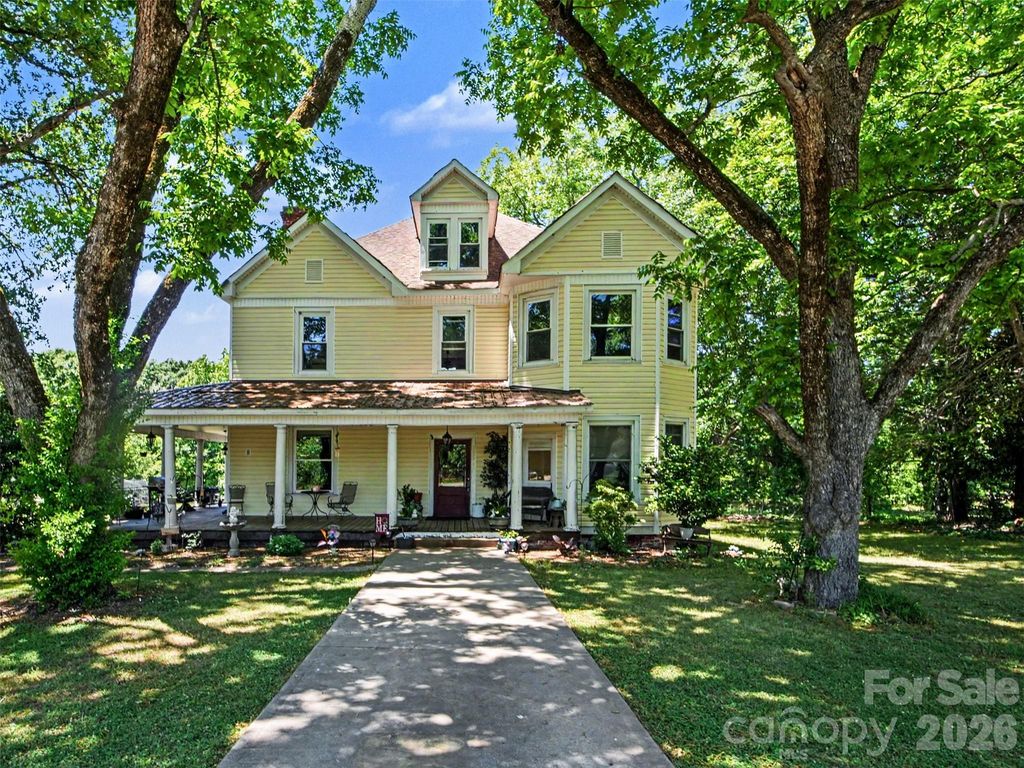 1932 Topic Street, Shelby, NC 28152