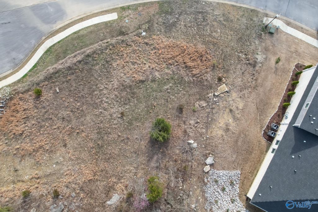 2806 Talon Circle, Huntsville, AL 35811