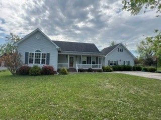 288 Fox Run Ln, Lafayette, TN 37083