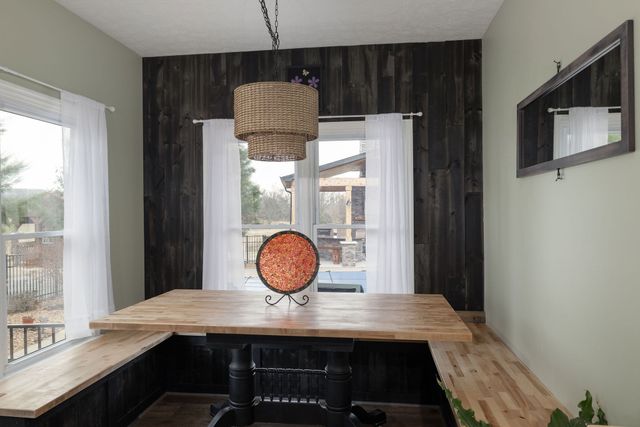 95 Old 25 Loop, Castalian Springs, TN 37031