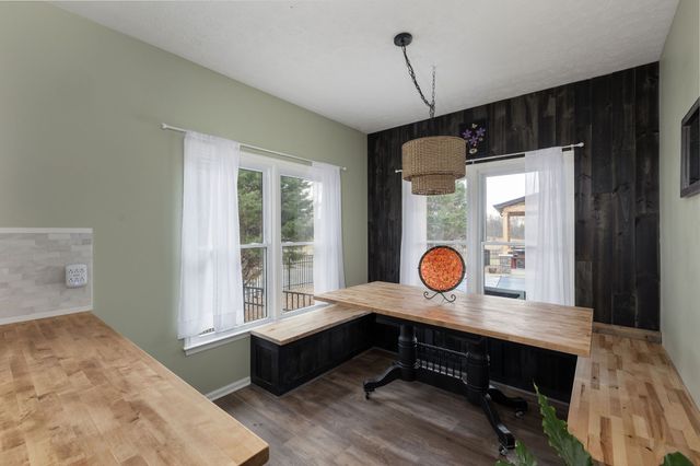 95 Old 25 Loop, Castalian Springs, TN 37031