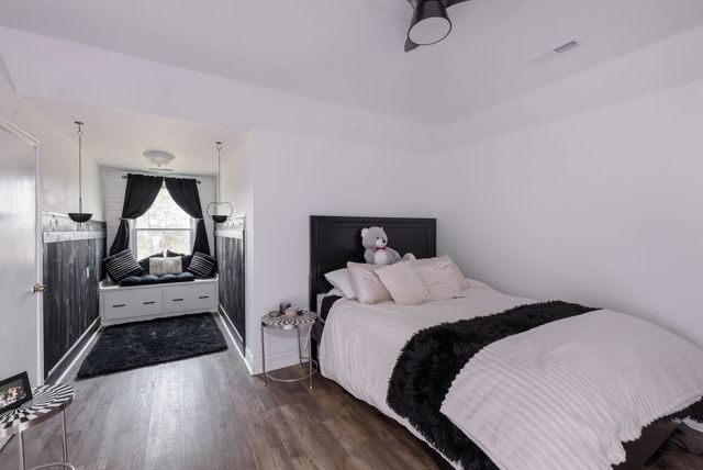 95 Old 25 Loop, Castalian Springs, TN 37031