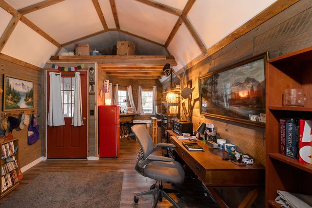 95 Old 25 Loop, Castalian Springs, TN 37031