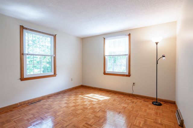 7 Ronnie Drive, Nashua, NH 03062