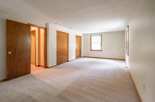 7 Ronnie Drive, Nashua, NH 03062