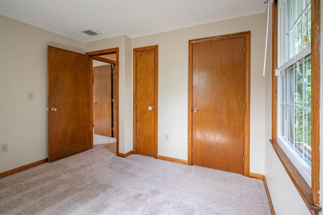 7 Ronnie Drive, Nashua, NH 03062