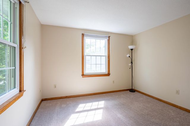 7 Ronnie Drive, Nashua, NH 03062