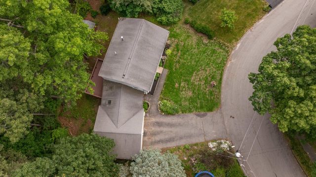7 Ronnie Drive, Nashua, NH 03062