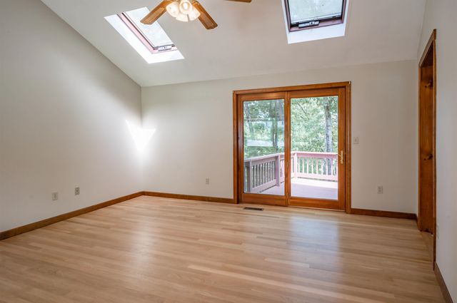 7 Ronnie Drive, Nashua, NH 03062