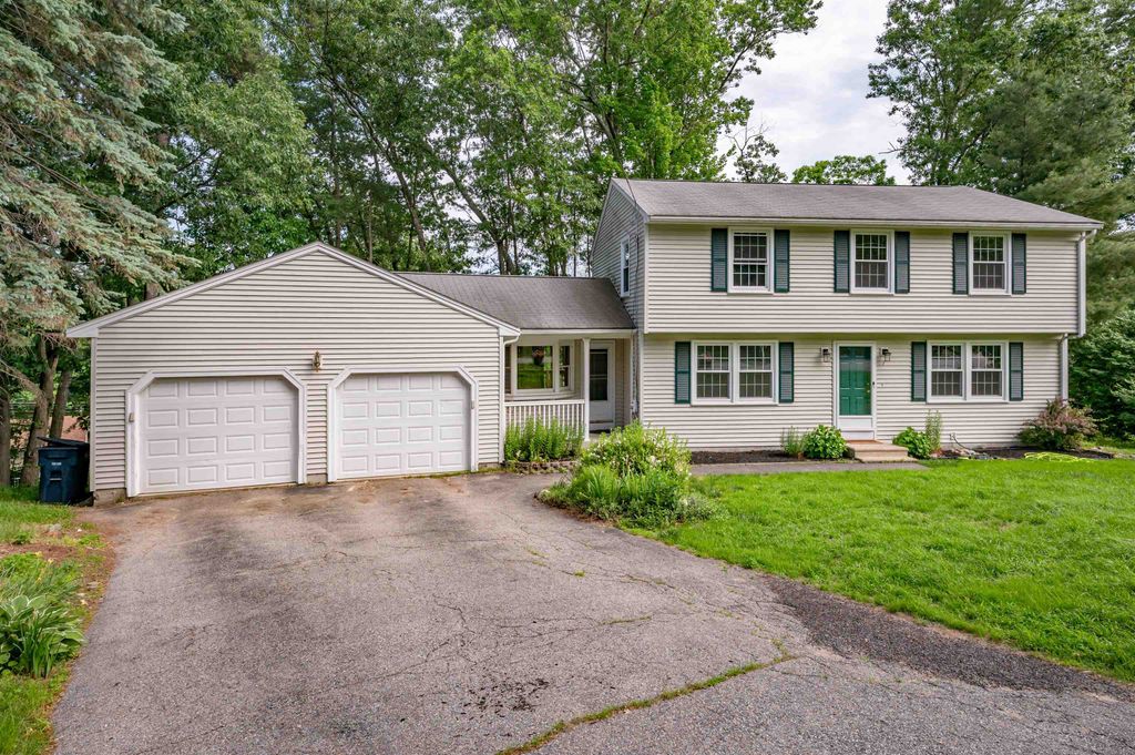 7 Ronnie Drive, Nashua, NH 03062