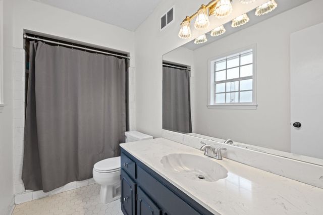 2543 BIRCHTREE DR, Germantown, TN 38138