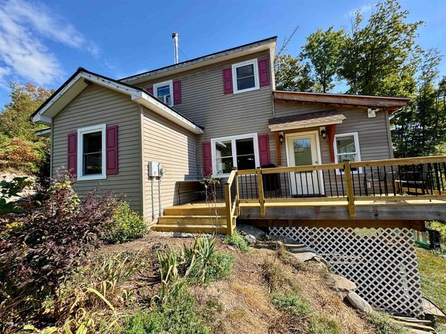 60 Currier Hill Road, Topsham, VT 05040