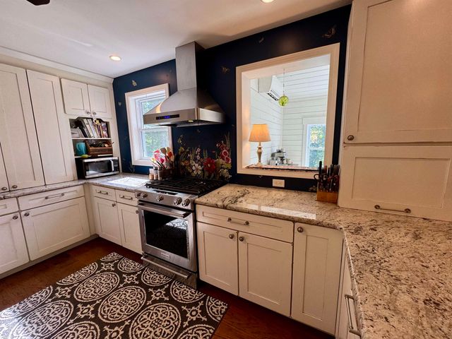 60 Currier Hill Road, Topsham, VT 05040