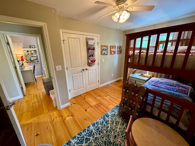 60 Currier Hill Road, Topsham, VT 05040